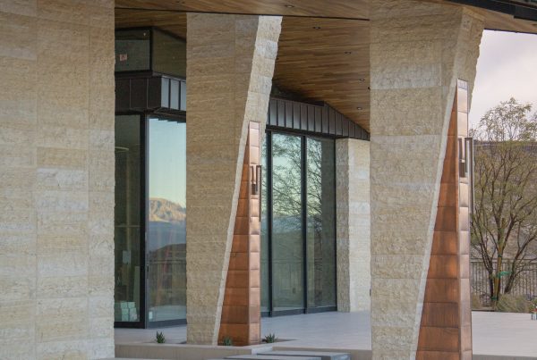 This is a nicely finished, fully veneered house. It was completely done by Hirschi Masonry. Hirschi Masonry of Las Vegas, Nevada